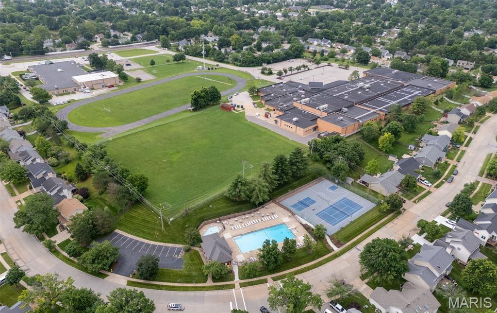 Unincorporated, Missouri, 63026, United States, 5 Bedrooms Bedrooms, ,4 BathroomsBathrooms,Residential,For Sale,1972536