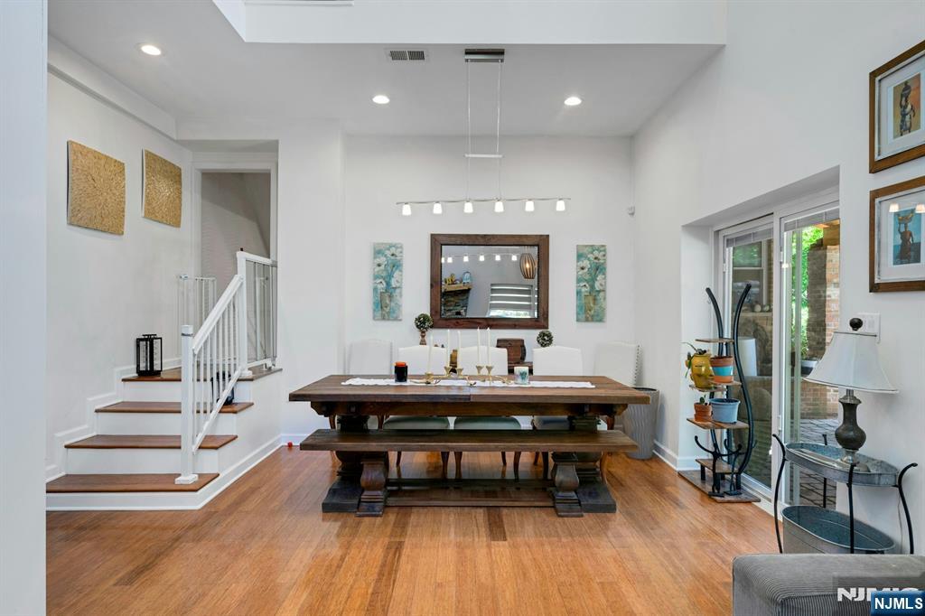 West Orange, New Jersey, 07052, United States, 6 Bedrooms Bedrooms, ,4 BathroomsBathrooms,Residential,For Sale,1826620