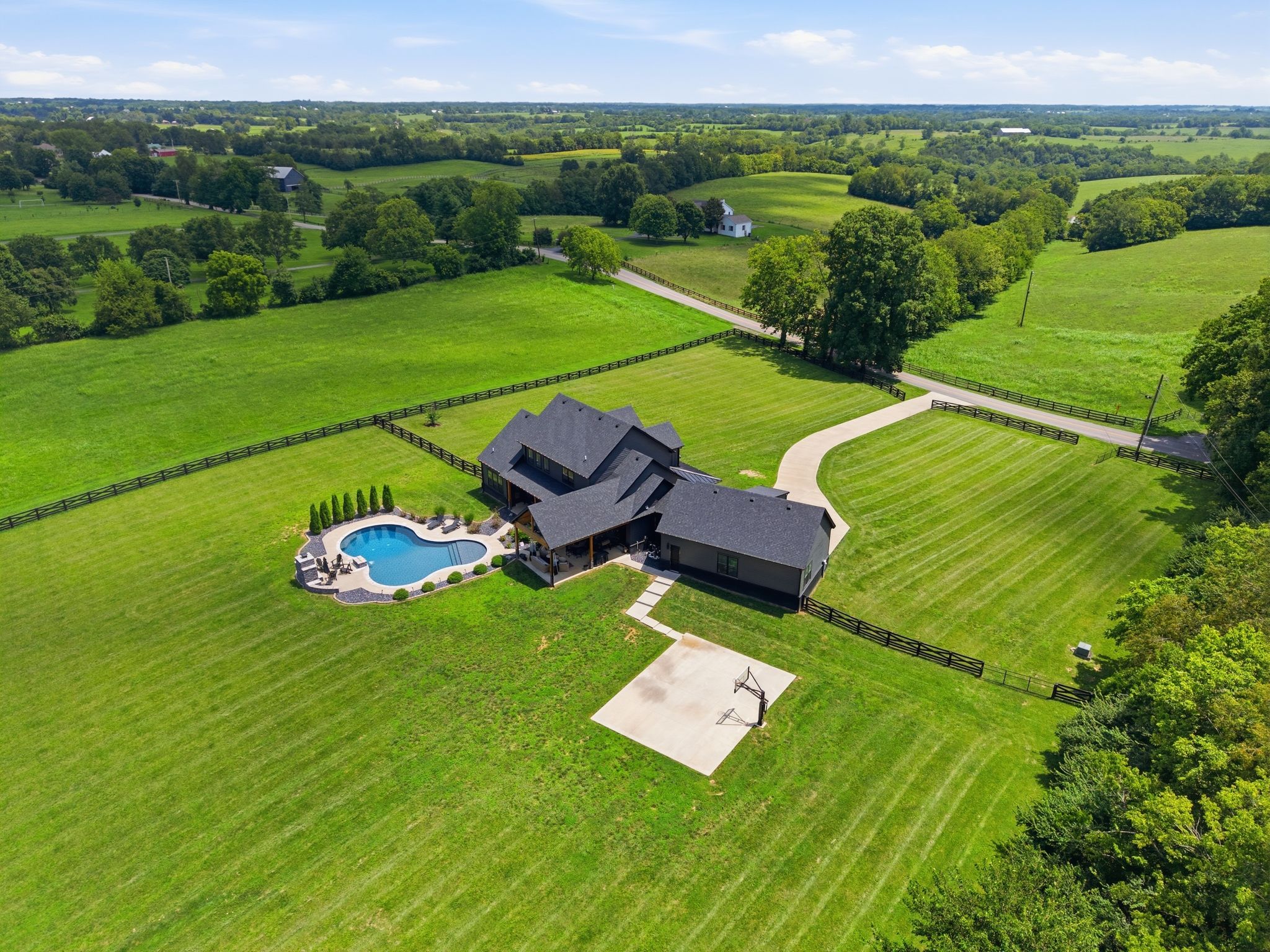  5039 Combs Ferry Road - 物件實景