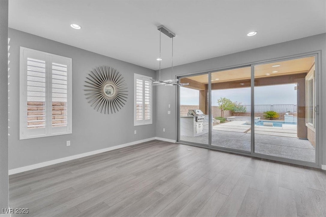 Las Vegas, Nevada, 89138, United States, 3 Bedrooms Bedrooms, ,3 BathroomsBathrooms,Residential,For Sale,1996741