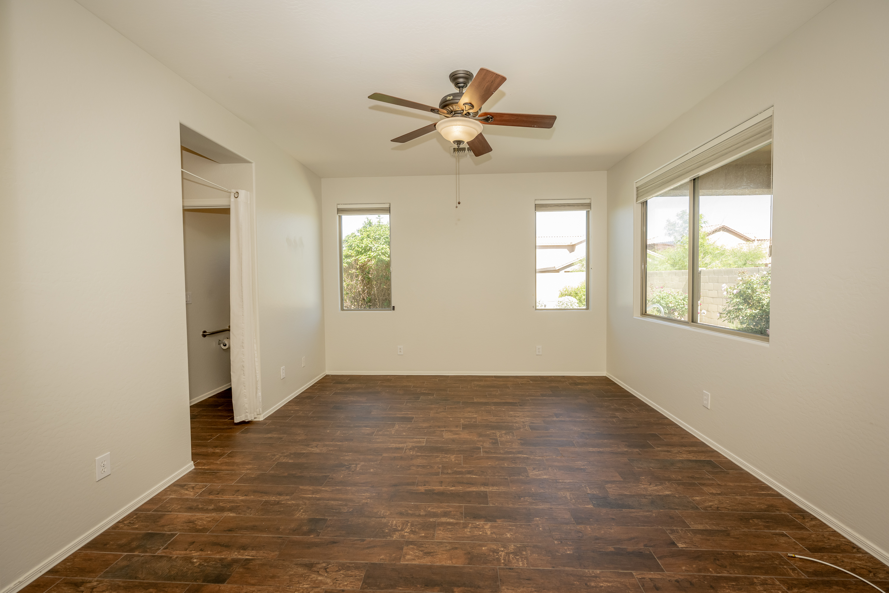 ANTHEM, Arizona, 85086, United States, 4 Bedrooms Bedrooms, ,2 BathroomsBathrooms,Residential,For Sale,1937627