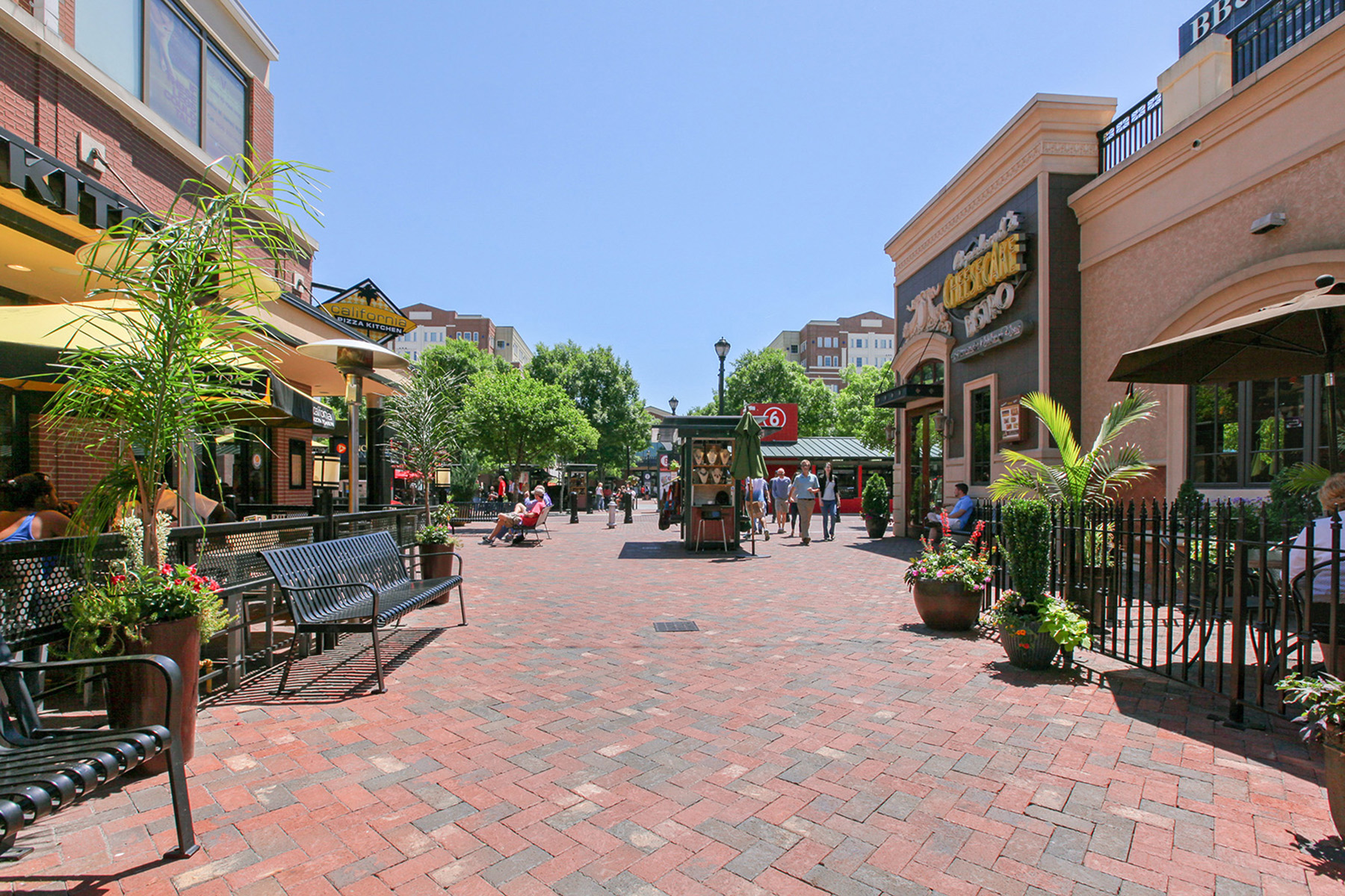  Spacious and Sophisticated Townhome with a Heart-of-Atlanta Address - 物件實景