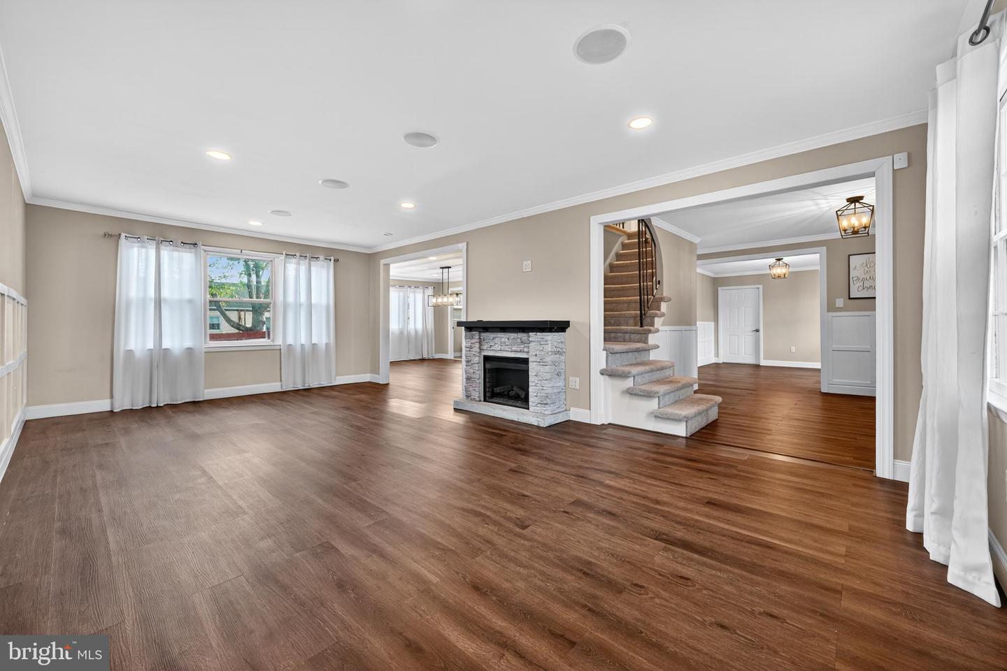 Cherry Hill, New Jersey, 08002, United States, 4 Bedrooms Bedrooms, ,4 BathroomsBathrooms,Residential,For Sale,1989087