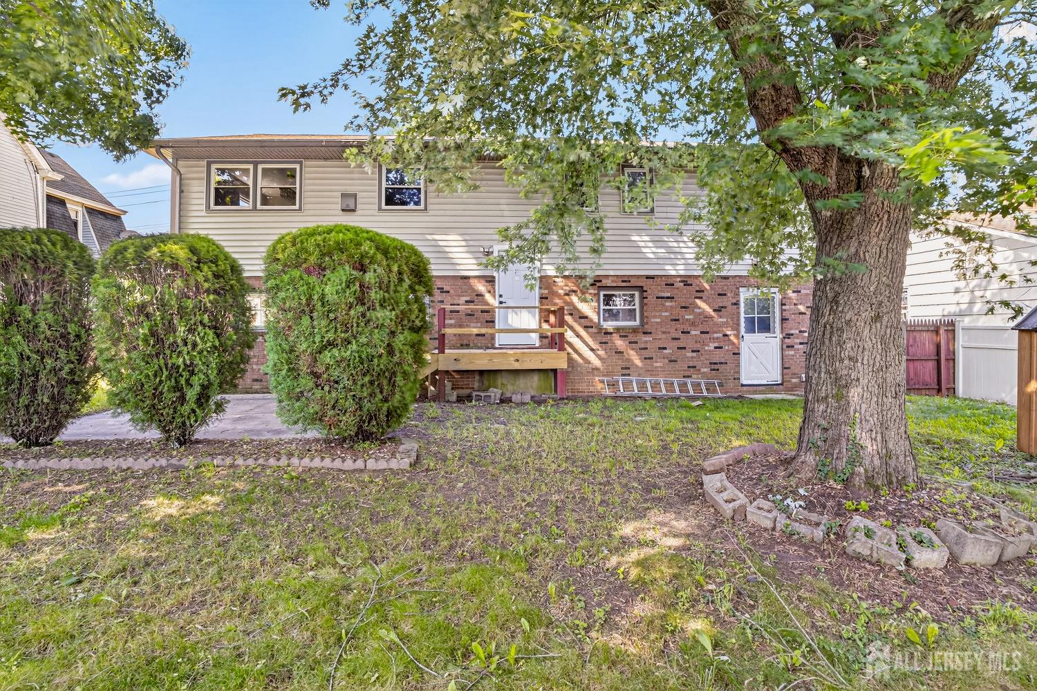 Jamesburg, New Jersey, 08831, United States, 4 Bedrooms Bedrooms, ,3 BathroomsBathrooms,Residential,For Sale,1916202