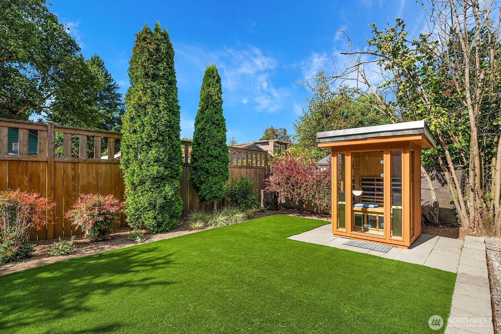 Seattle, Washington, 98125, United States, 4 Bedrooms Bedrooms, ,3 BathroomsBathrooms,Residential,For Sale,1947989