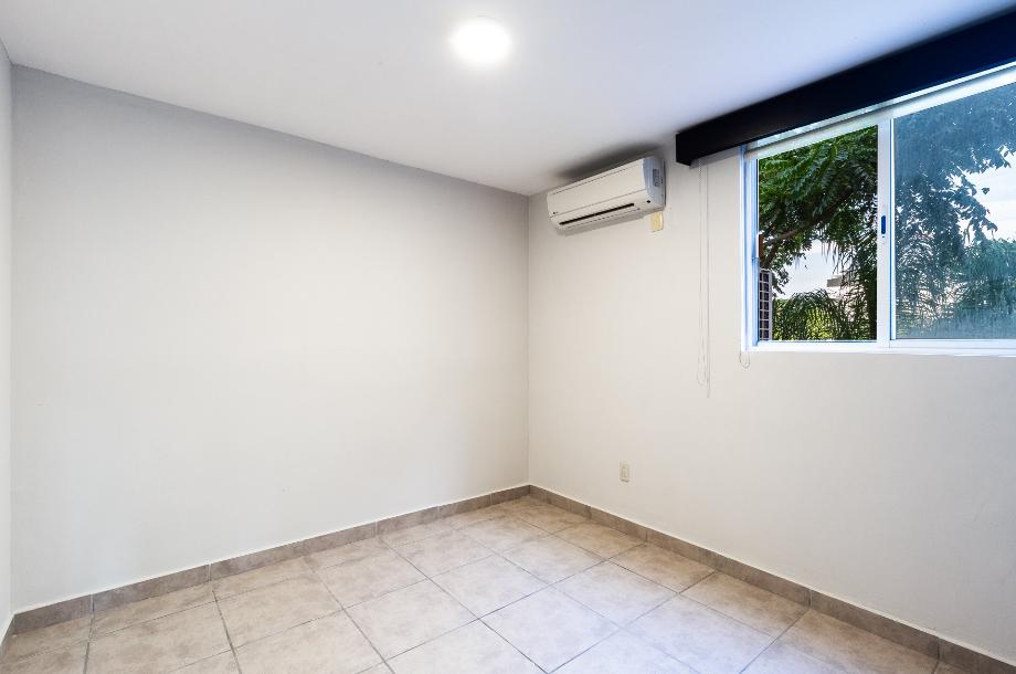 Circunvalacion del robalo, Puerto Vallarta, Jalisco, 48310, Mexico, 2 Bedrooms Bedrooms, ,1 BathroomBathrooms,Residential,For Sale,Circunvalacion del robalo,1425826