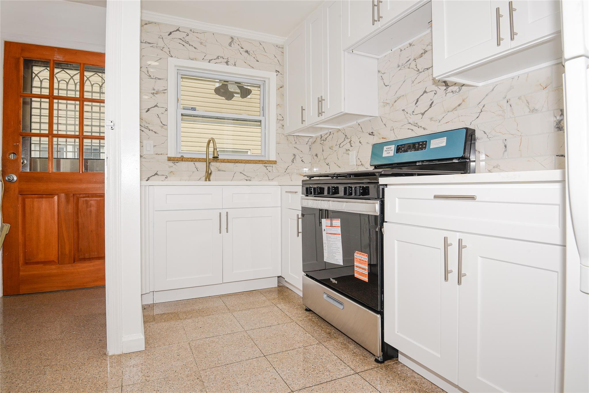 New Hyde Park, New York, 11040, United States, 4 Bedrooms Bedrooms, ,3 BathroomsBathrooms,Residential,For Sale,1903890