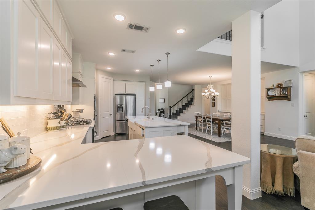 Fort Worth, Texas, 76008, United States, 4 Bedrooms Bedrooms, ,3 BathroomsBathrooms,Residential,For Sale,1902428