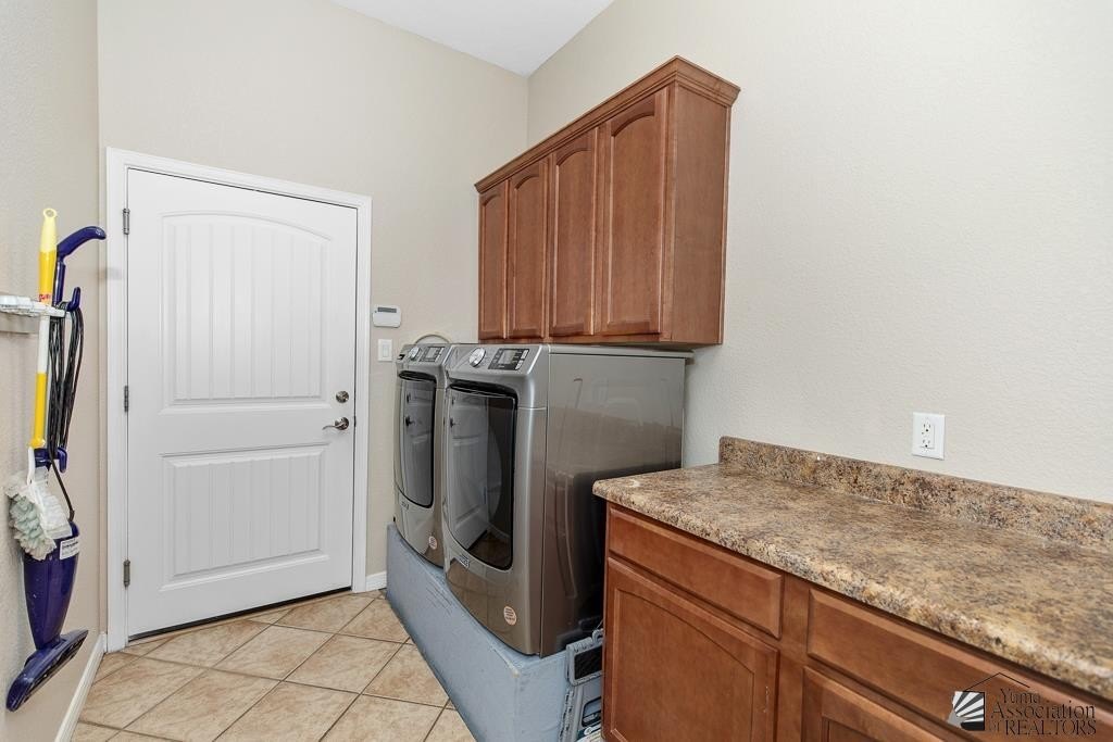 Yuma, Arizona, 85367-4912, United States, 4 Bedrooms Bedrooms, ,2 BathroomsBathrooms,Residential,For Sale,1923195