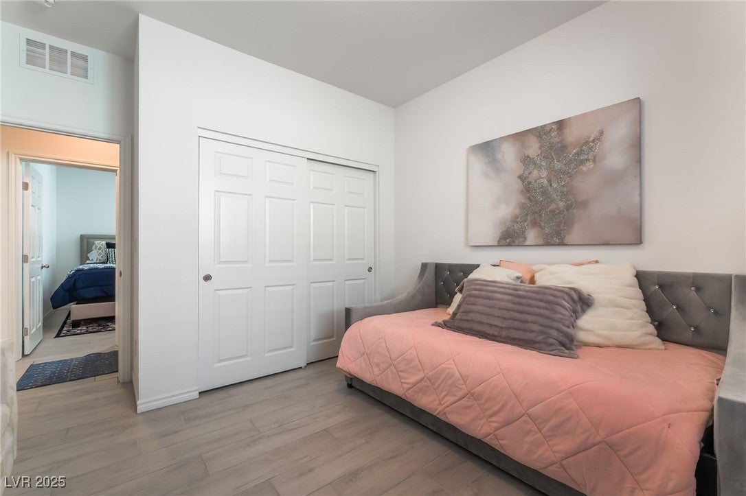 Henderson, Nevada, 89052, United States, 3 Bedrooms Bedrooms, ,2 BathroomsBathrooms,Residential,For Sale,1943155