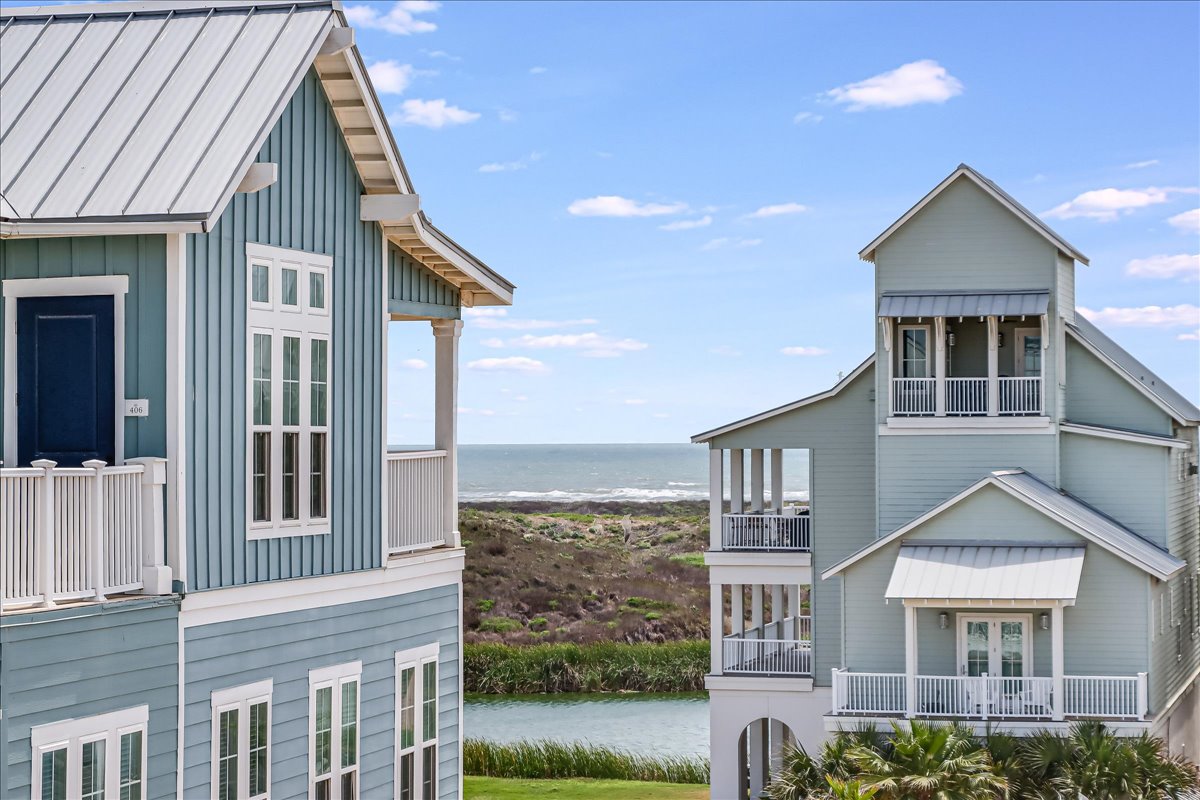 Port Aransas, Texas, 78373, United States, 3 Bedrooms Bedrooms, ,5 BathroomsBathrooms,Residential,For Sale,1994258