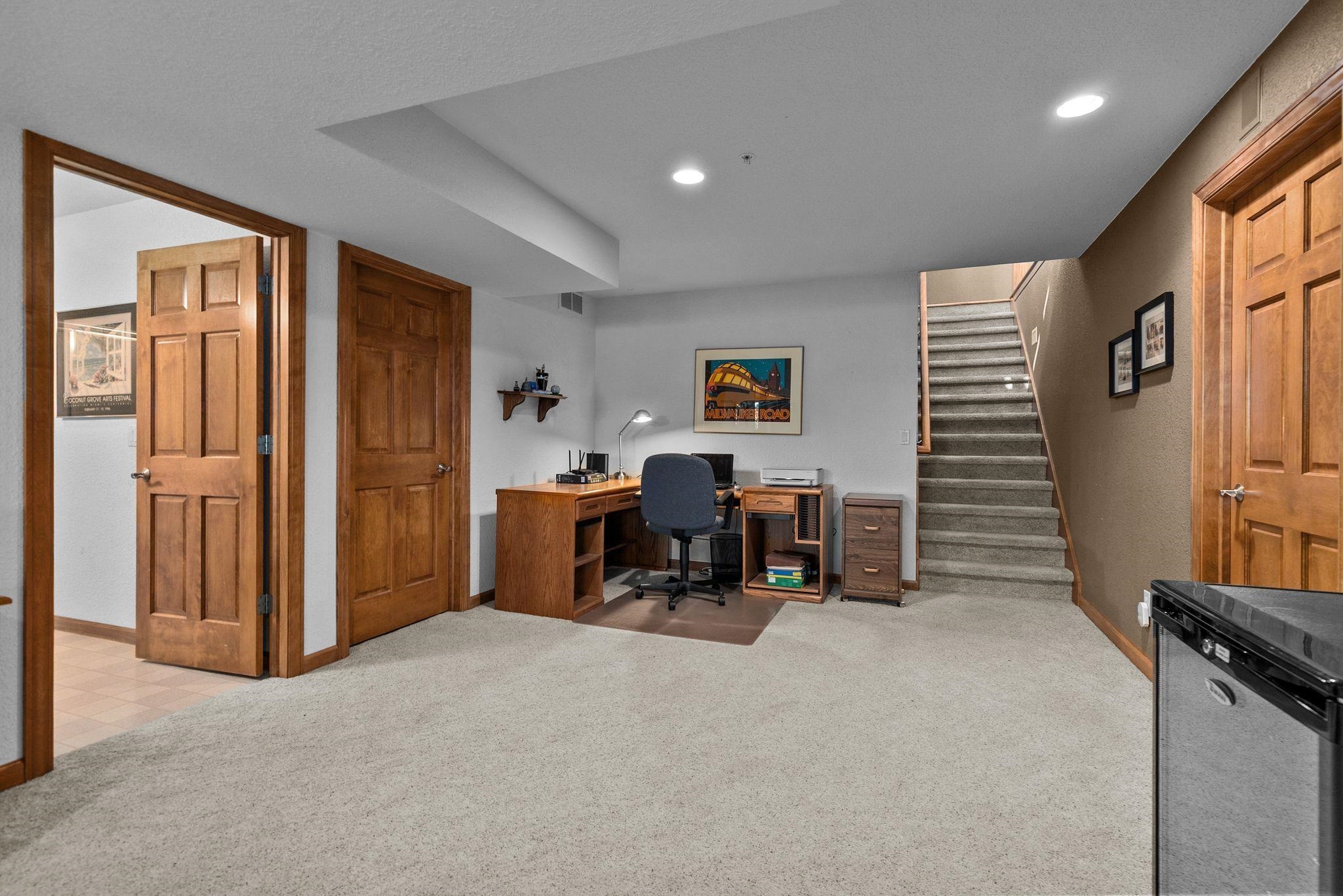 Appleton, Wisconsin, 54913, United States, 3 Bedrooms Bedrooms, ,3 BathroomsBathrooms,Residential,For Sale,1937217