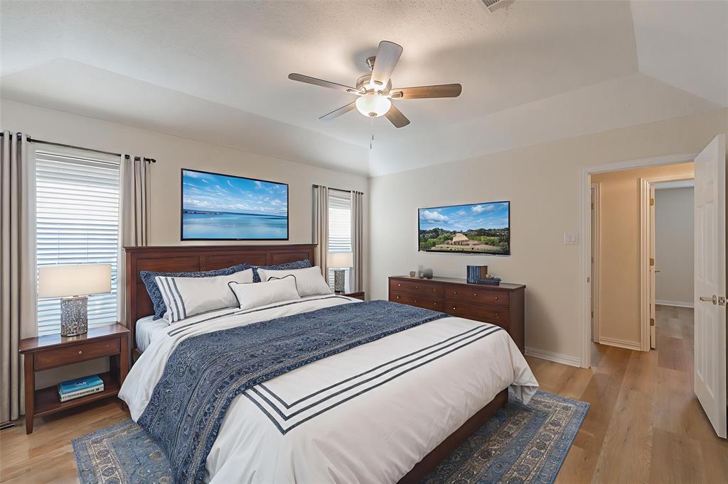 Bedford, Texas, 76021, United States, 3 Bedrooms Bedrooms, ,2 BathroomsBathrooms,Residential,For Sale,1942706