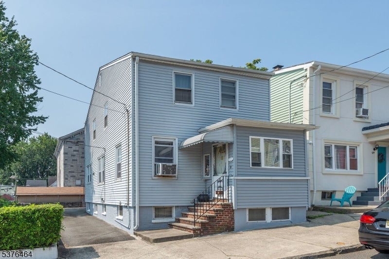 Paterson City, New Jersey, 07501, United States, 3 Bedrooms Bedrooms, ,3 BathroomsBathrooms,Residential,For Sale,1909454