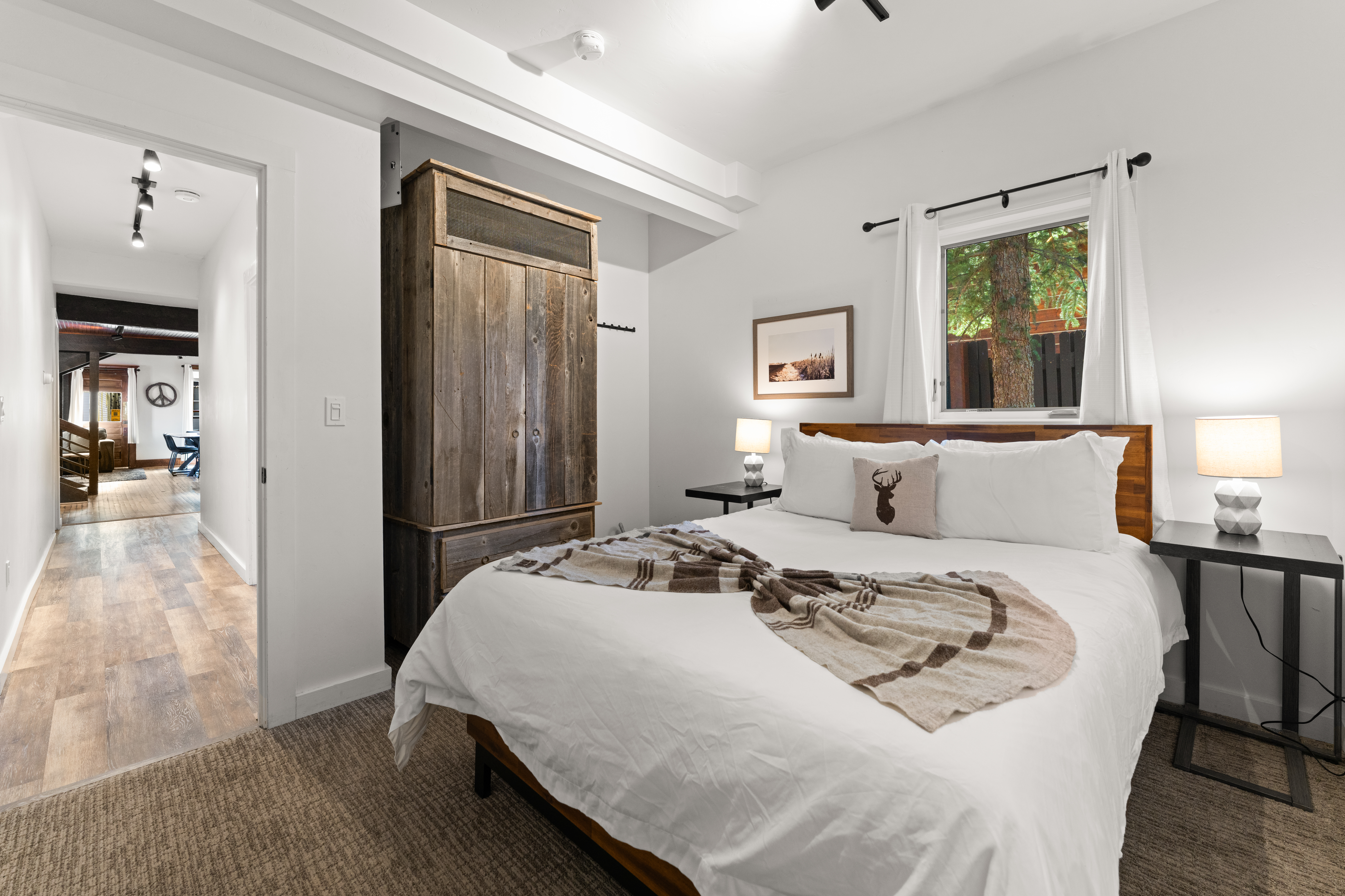  Meticulously Remodeled Historic Home - 物件實景
