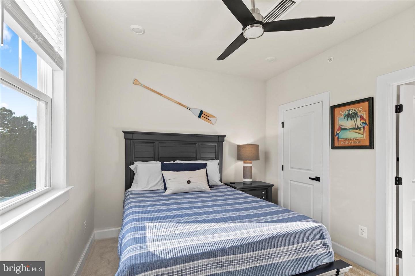 Berlin, Maryland, 21811, United States, 5 Bedrooms Bedrooms, ,4 BathroomsBathrooms,Residential,For Sale,1989737