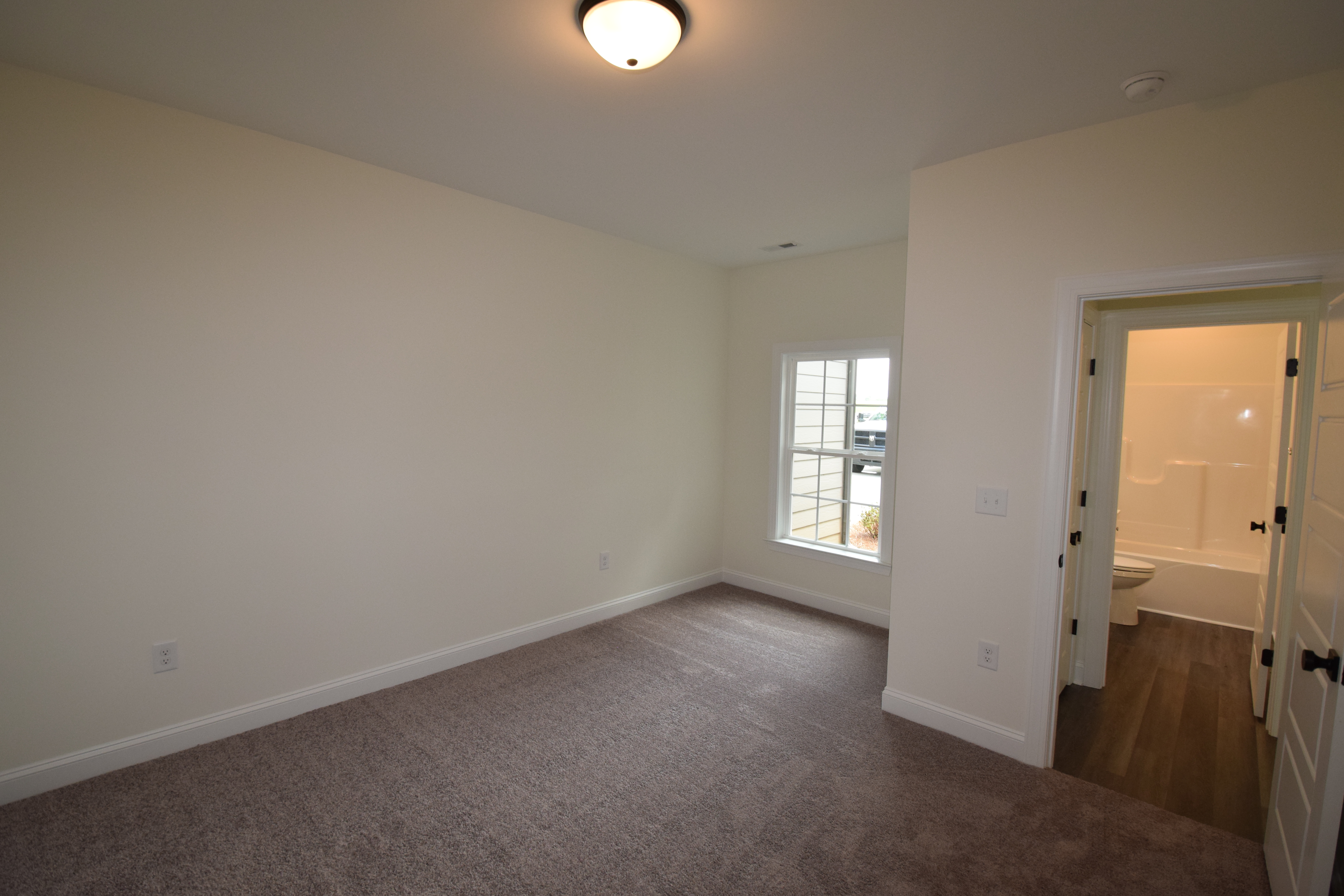 Monroe, North Carolina, 28110, United States, 3 Bedrooms Bedrooms, ,2 BathroomsBathrooms,Residential,For Sale,1888707