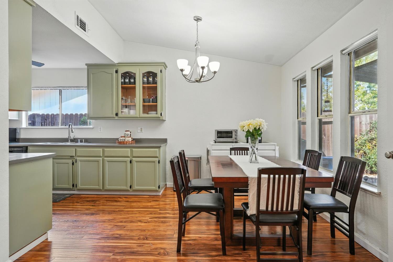 El Dorado, California, 95623, United States, 3 Bedrooms Bedrooms, ,2 BathroomsBathrooms,Residential,For Sale,1933121