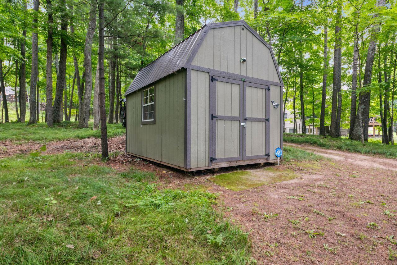 Iron River, Wisconsin, 54847, United States, 3 Bedrooms Bedrooms, ,2 BathroomsBathrooms,Residential,For Sale,1911262