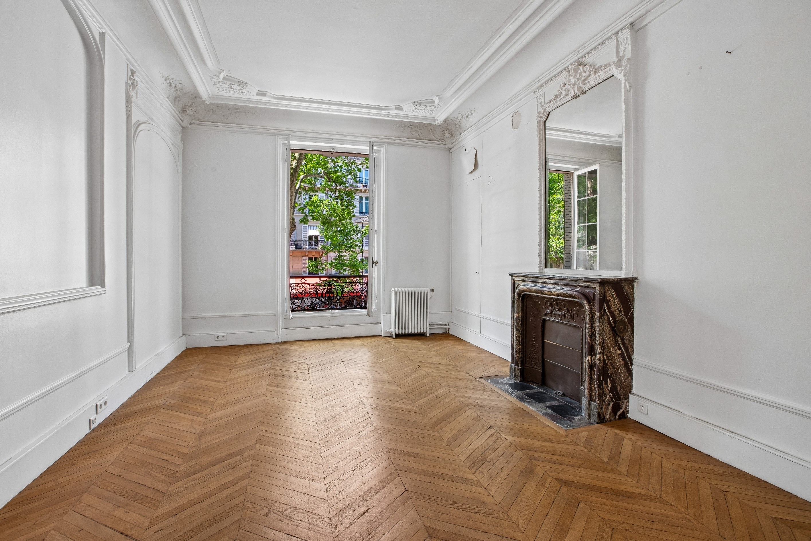  Reception and Family Apartment to Reinvent – Parc Monceau - 物件實景