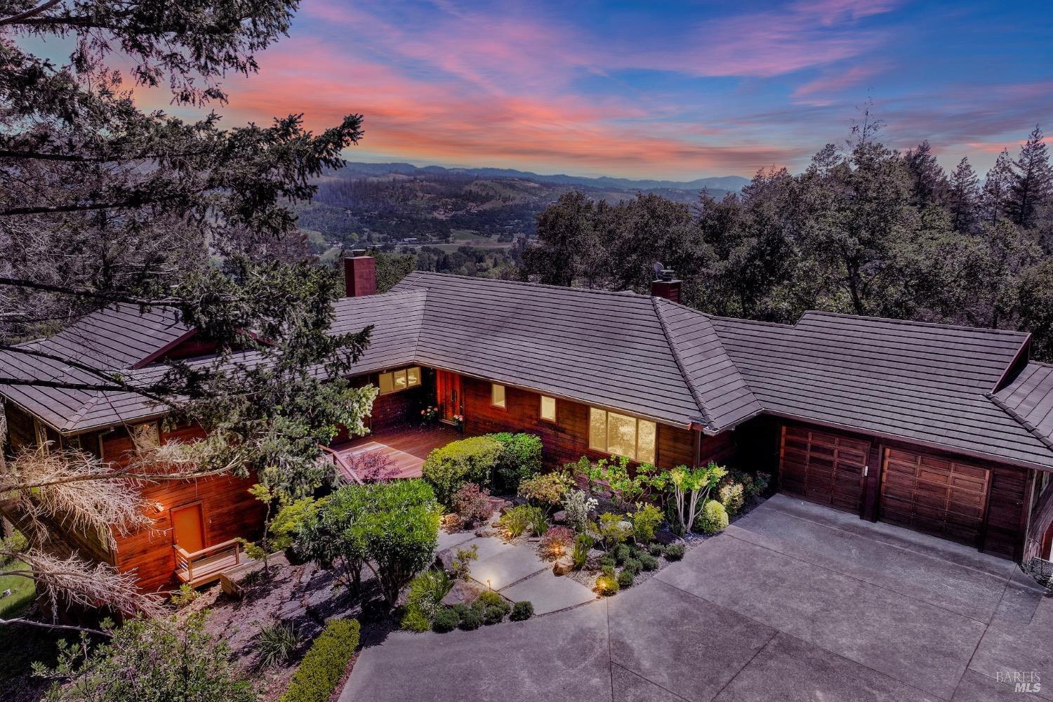 Napa, California, 94574, United States, 4 Bedrooms Bedrooms, ,5 BathroomsBathrooms,Residential,For Sale,1784164