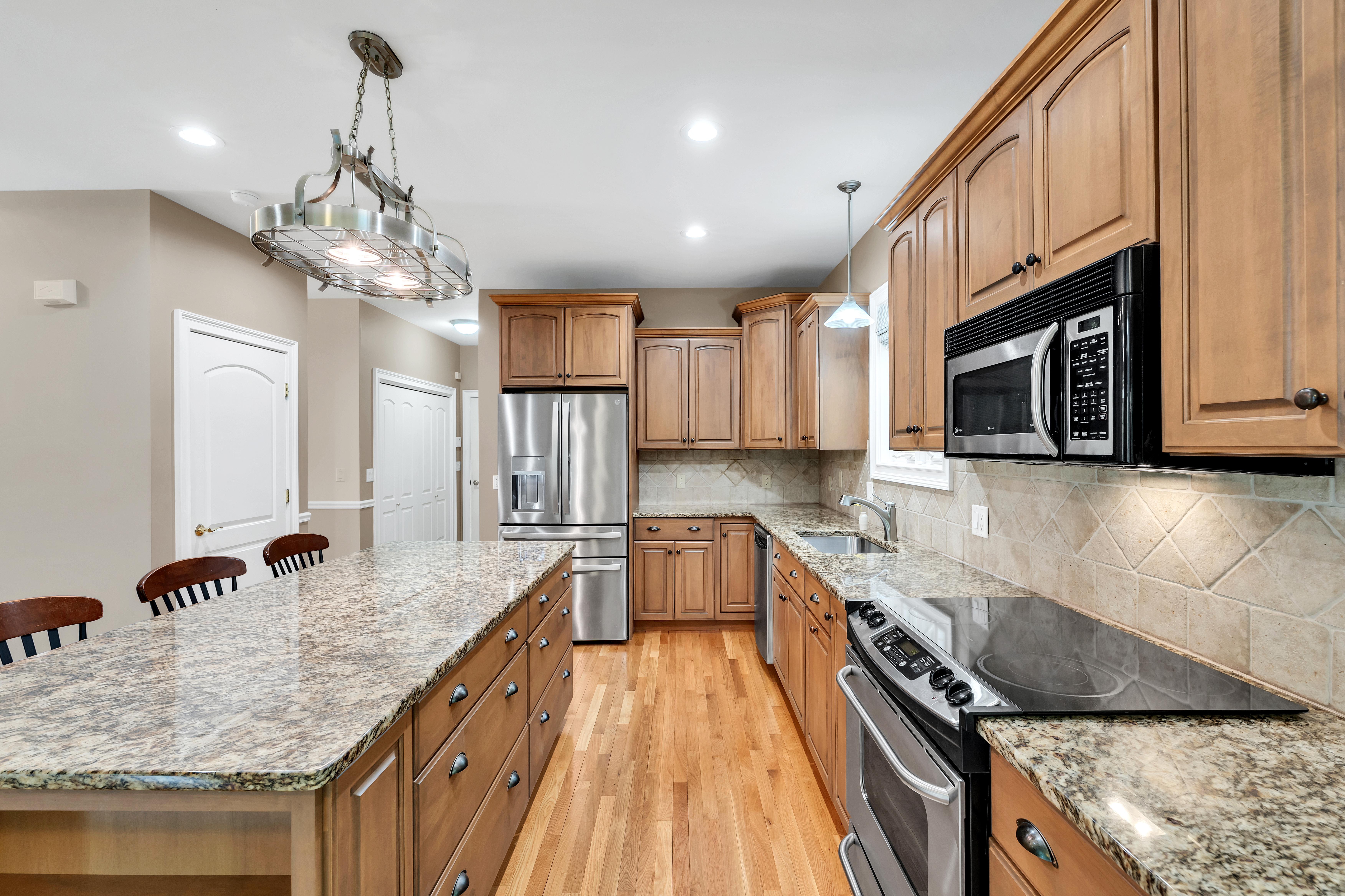  Charming 5-Bedroom Sale Listing in Waterford - 物件實景