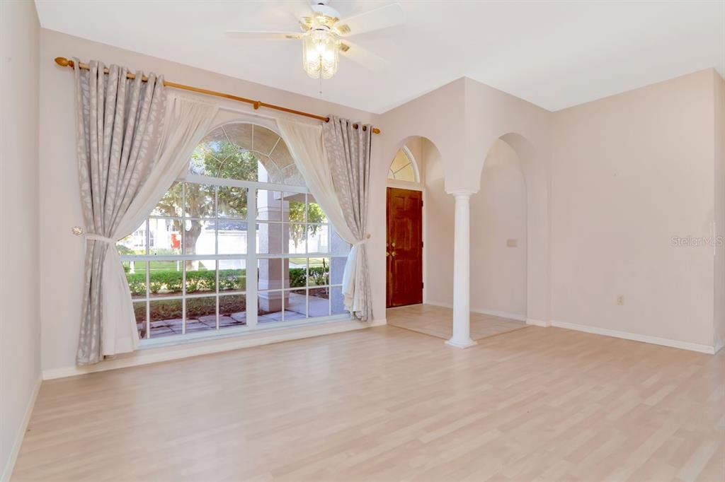 Oldsmar, Florida, 34677, United States, 4 Bedrooms Bedrooms, ,3 BathroomsBathrooms,Residential,For Sale,1998851