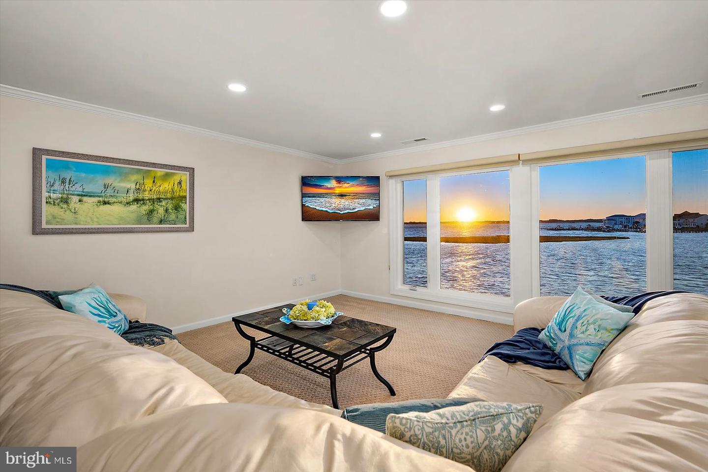 Ocean City, Maryland, 21842, United States, 3 Bedrooms Bedrooms, ,4 BathroomsBathrooms,Residential,For Sale,1986506