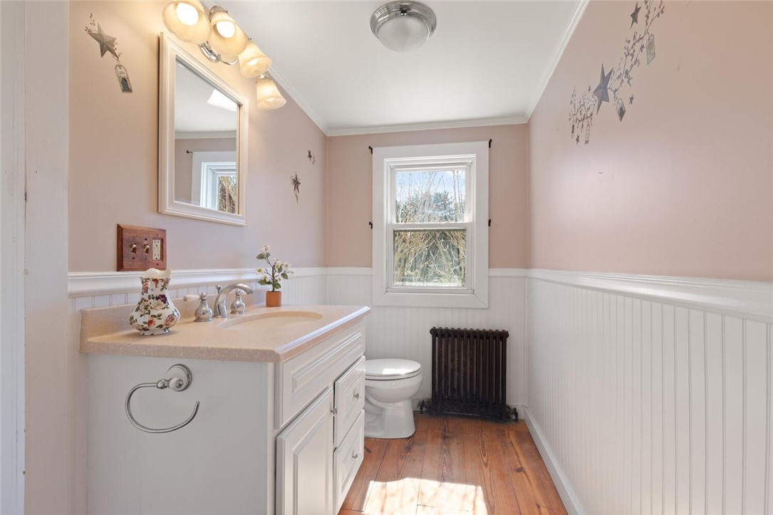 Scituate, Rhode Island, 02857, United States, 3 Bedrooms Bedrooms, ,2 BathroomsBathrooms,Residential,For Sale,1920020