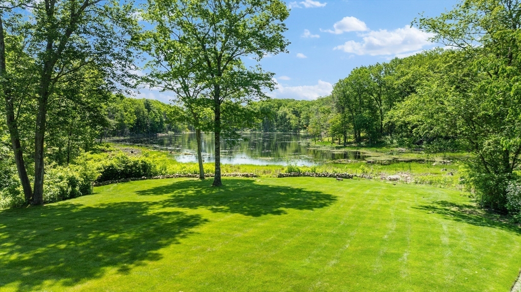 Westwood, Massachusetts, 02090, United States, 5 Bedrooms Bedrooms, ,7 BathroomsBathrooms,Residential,For Sale,1985455