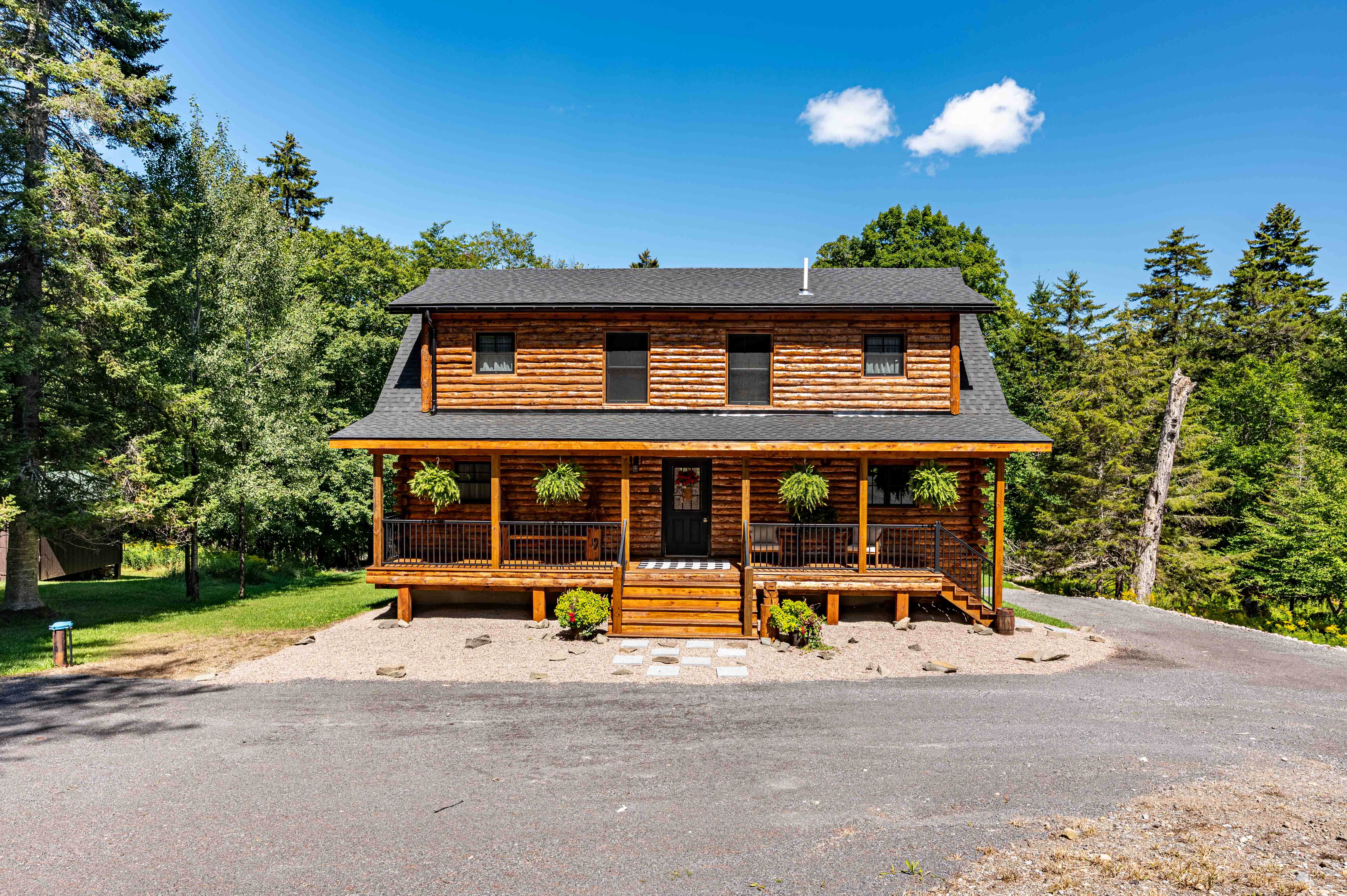  Log Cabin with Flair - 物件實景