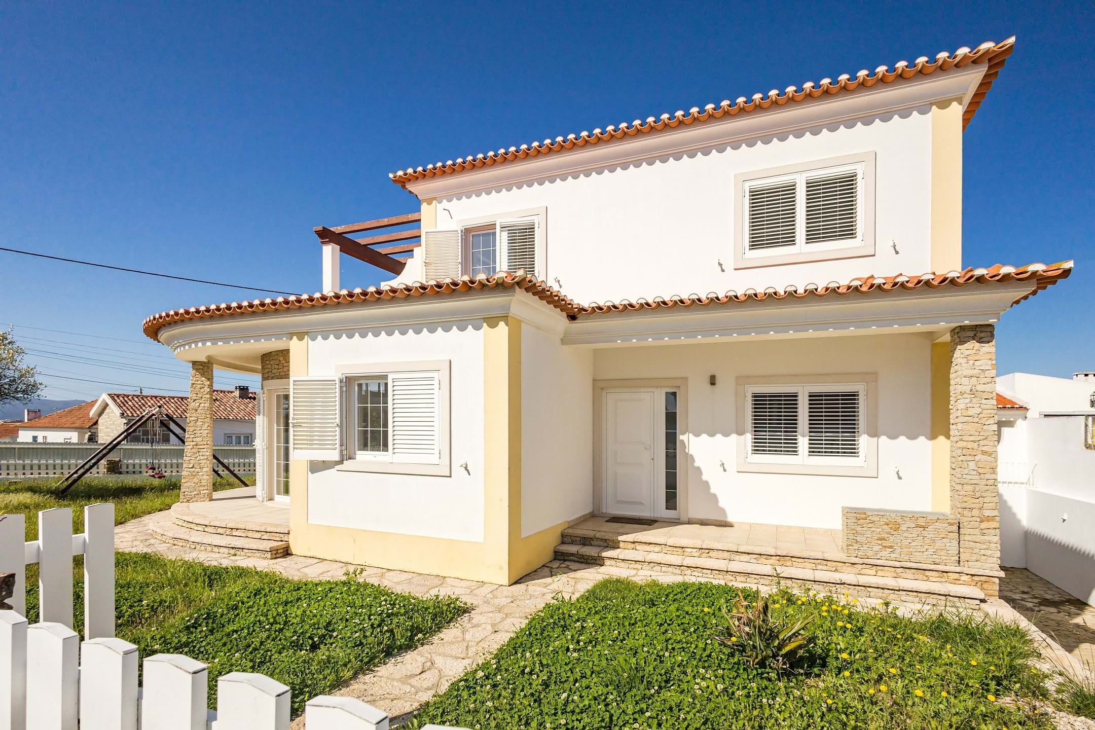 Sintra, Lisbon, 2705-605, PT, 4 Bedrooms Bedrooms, ,3 BathroomsBathrooms,Residential,For Sale,1793258