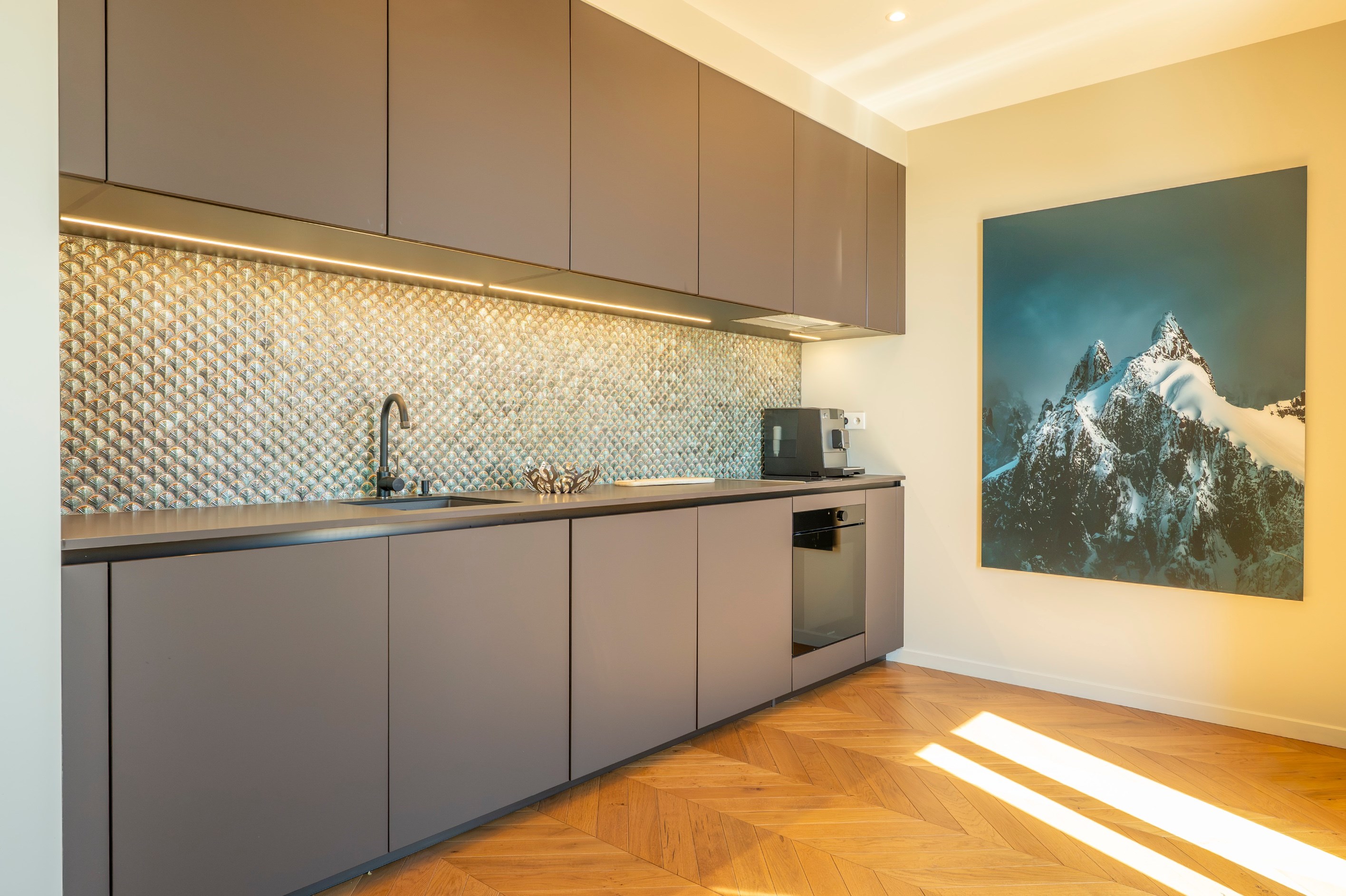  For sale : Renovated 130 sqm Art Deco Apartment on the Top Floor – Porto-Vecchio - 物件實景