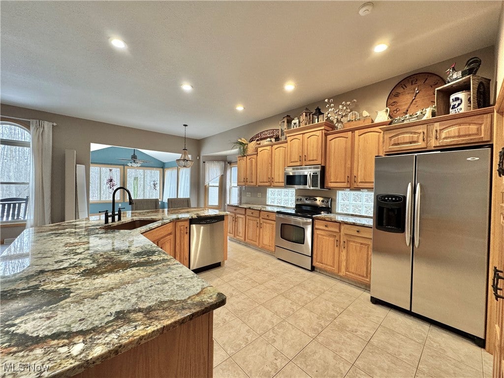 Canfield, Ohio, 44406, United States, 4 Bedrooms Bedrooms, ,3 BathroomsBathrooms,Residential,For Sale,2005733