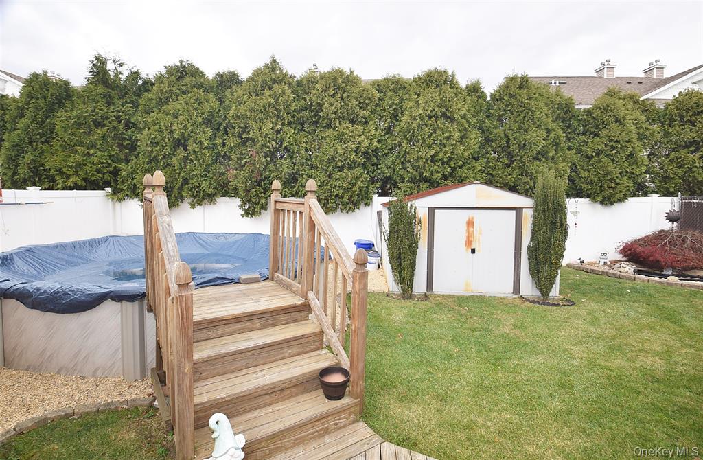 north babylon, New York, 11703, United States, 2 Bedrooms Bedrooms, ,1 BathroomBathrooms,Residential,For Sale,2000389