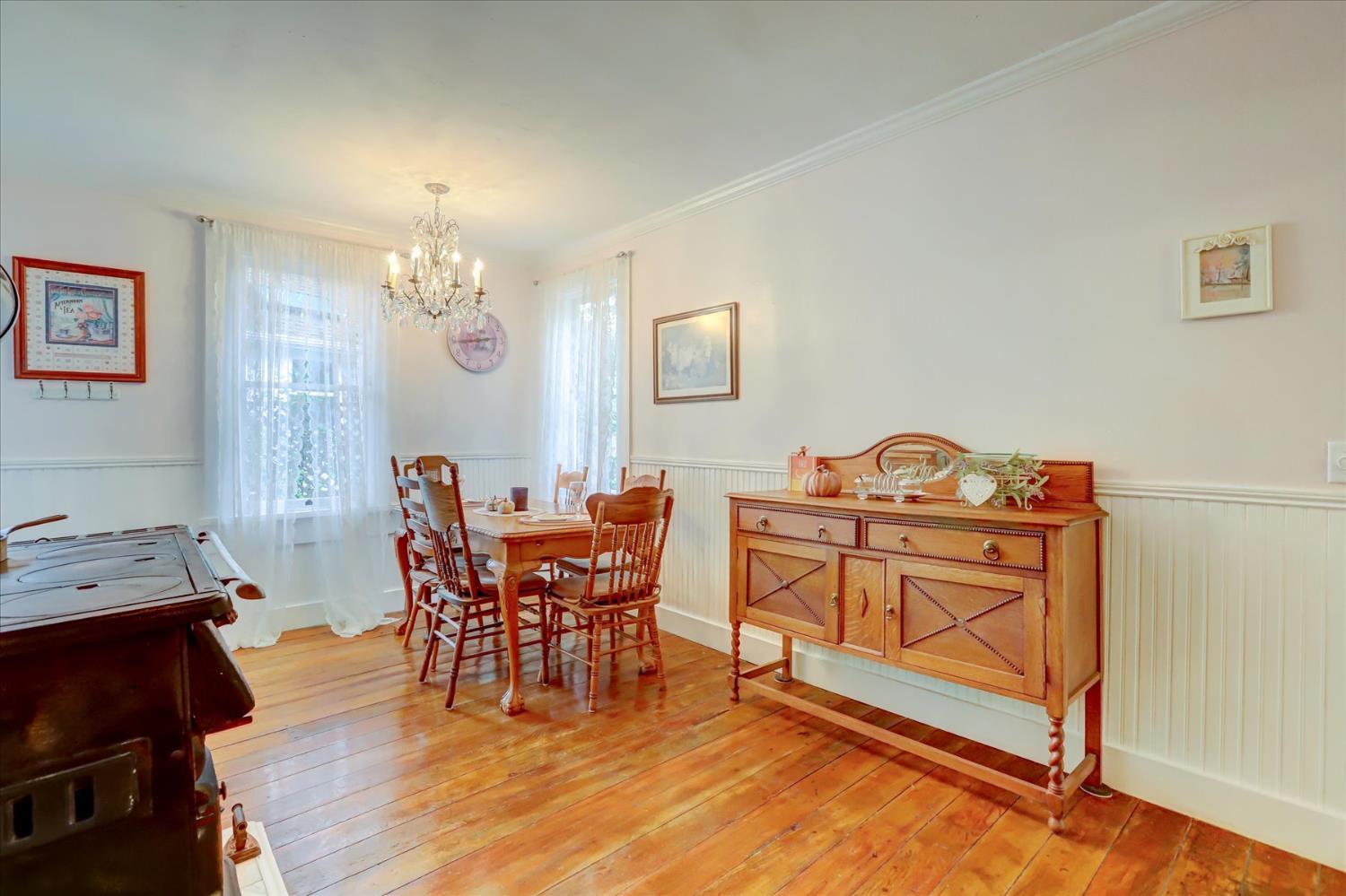 Nevada City, California, 95959, United States, 4 Bedrooms Bedrooms, ,2 BathroomsBathrooms,Residential,For Sale,1983992