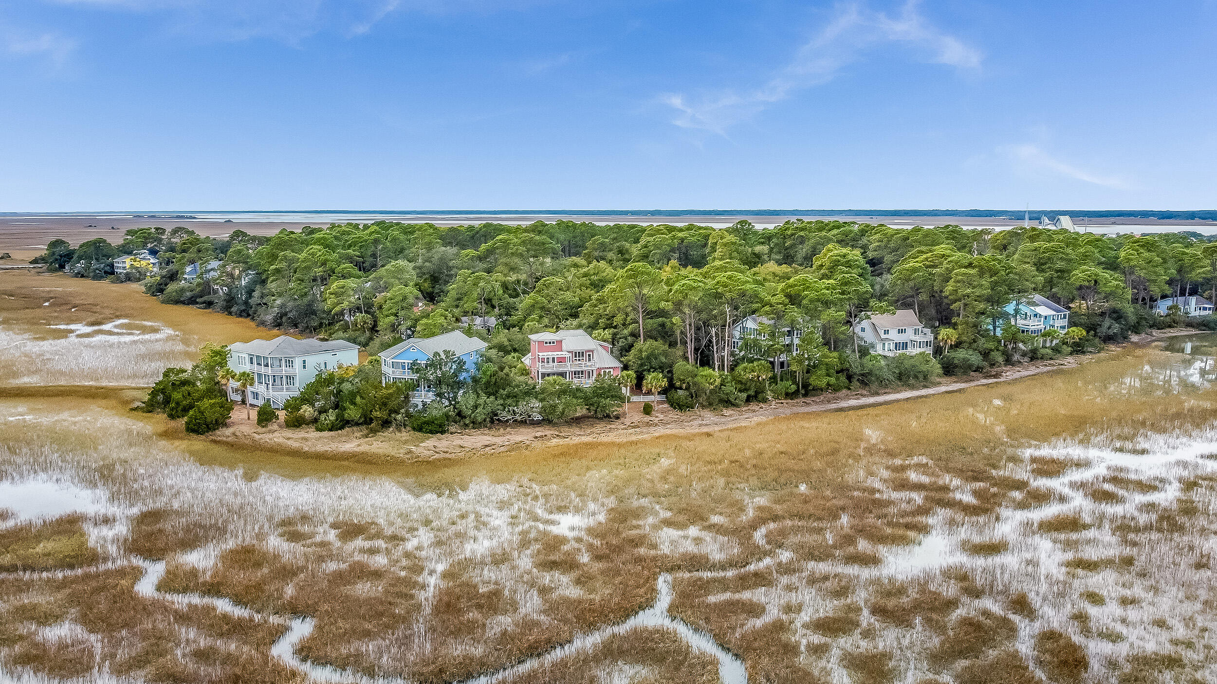 Saint Helena, South Carolina, 29920, United States, 4 Bedrooms Bedrooms, ,5 BathroomsBathrooms,Residential,For Sale,1883425