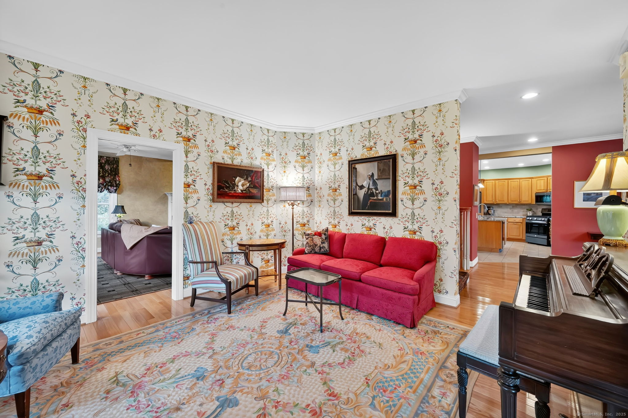 Suffield, Connecticut, 06078, United States, 4 Bedrooms Bedrooms, ,3 BathroomsBathrooms,Residential,For Sale,1988055