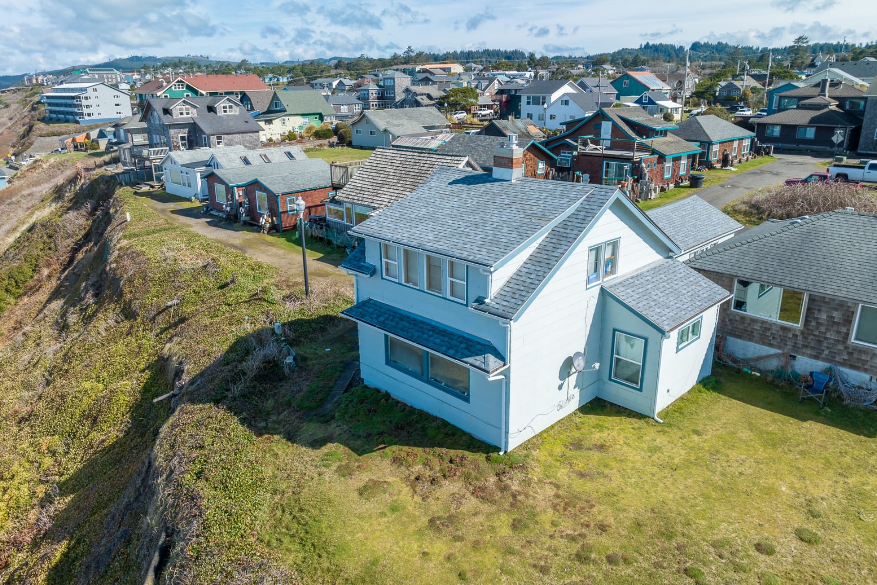  825 NW 1ST ST Newport, OR 97365 - 物件實景