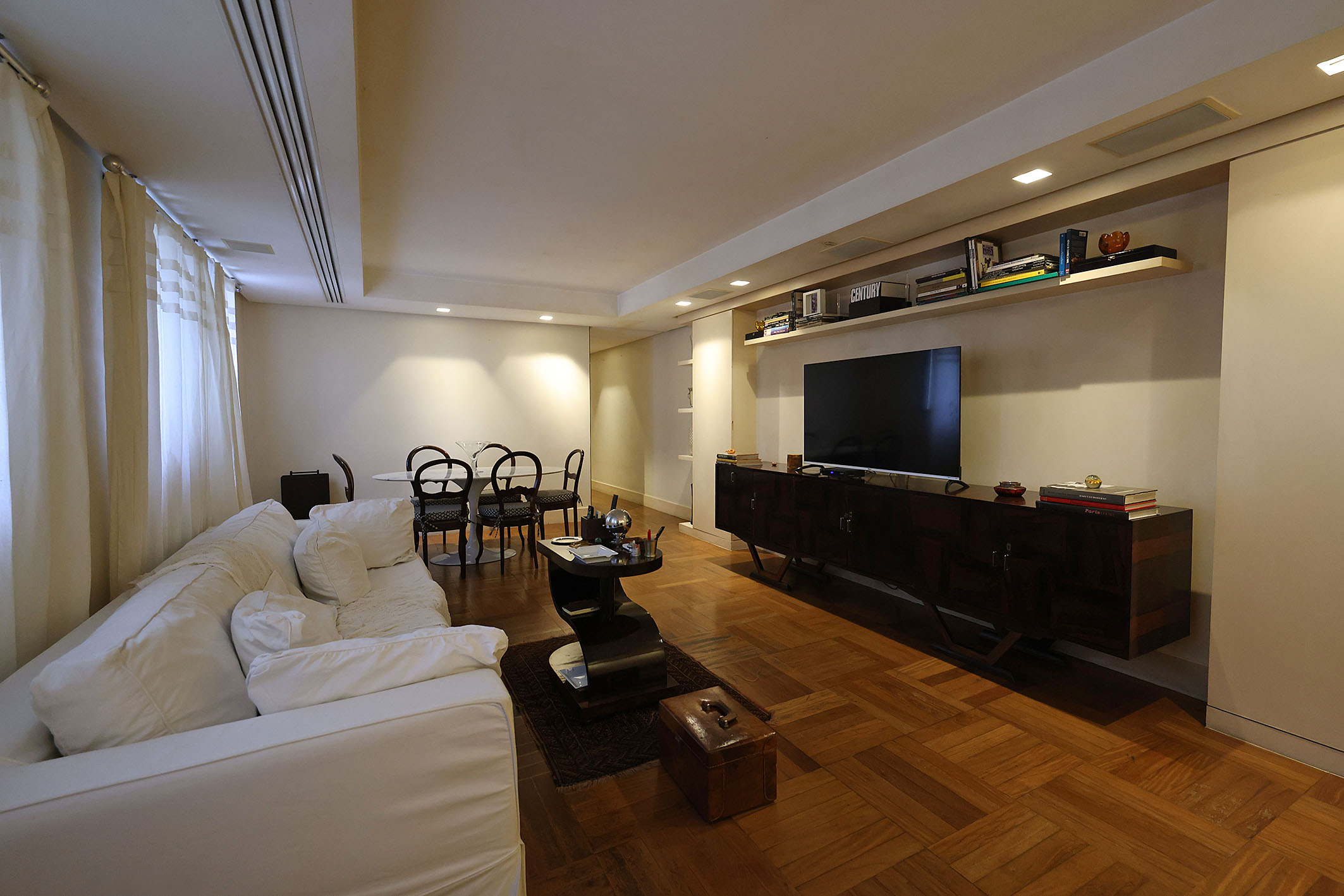  Spacious residence with terrace in a prime Leblon location - 物件實景