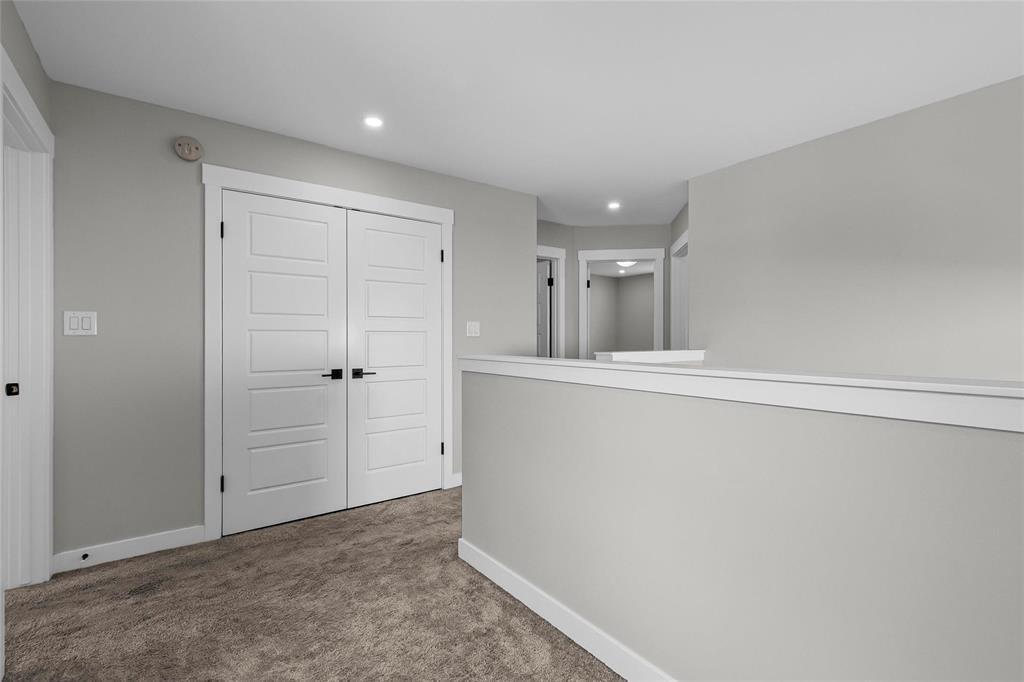 WINNIPEG, Manitoba, R2V 5C8, CA, 3 Bedrooms Bedrooms, ,2 BathroomsBathrooms,Residential,For Sale,1947801