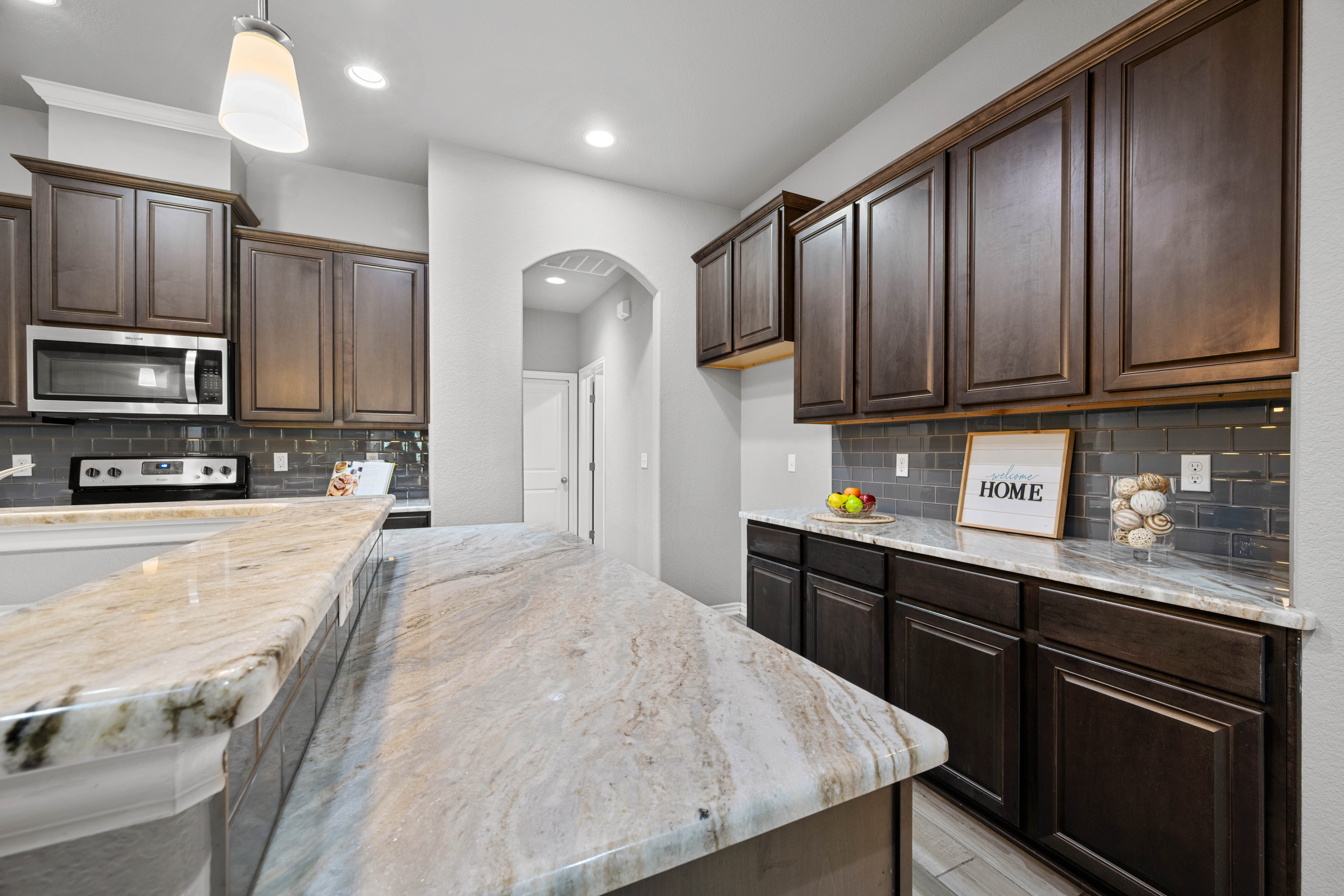 Gorgeous 4BR Home in Wandering Oaks - 物件實景