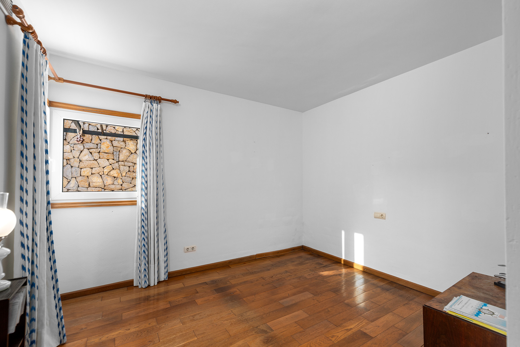  Apartment with sea views in Port d