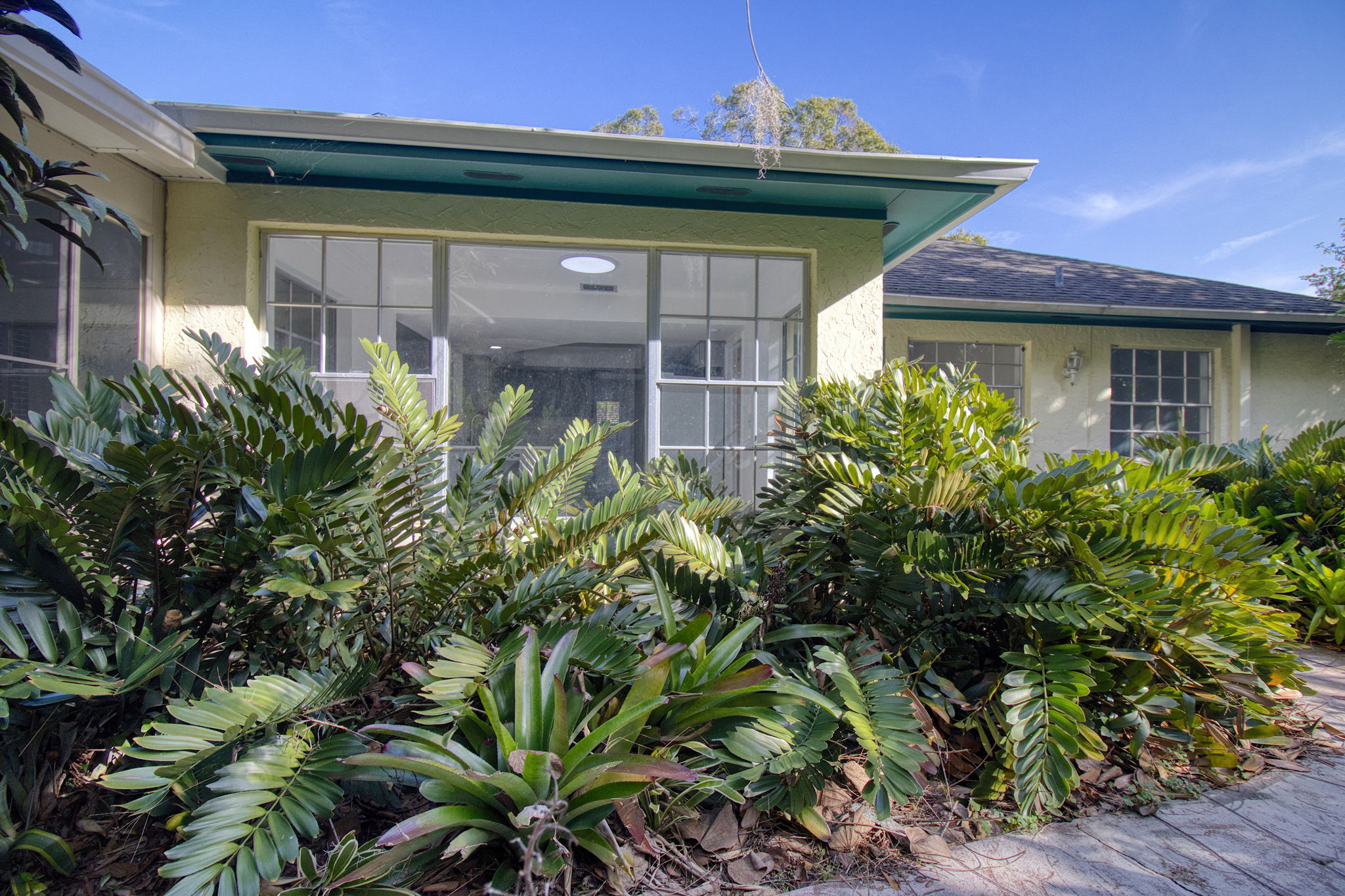 Tampa, Florida, 33613, United States, 4 Bedrooms Bedrooms, ,1 BathroomBathrooms,Residential,For Sale,2006363