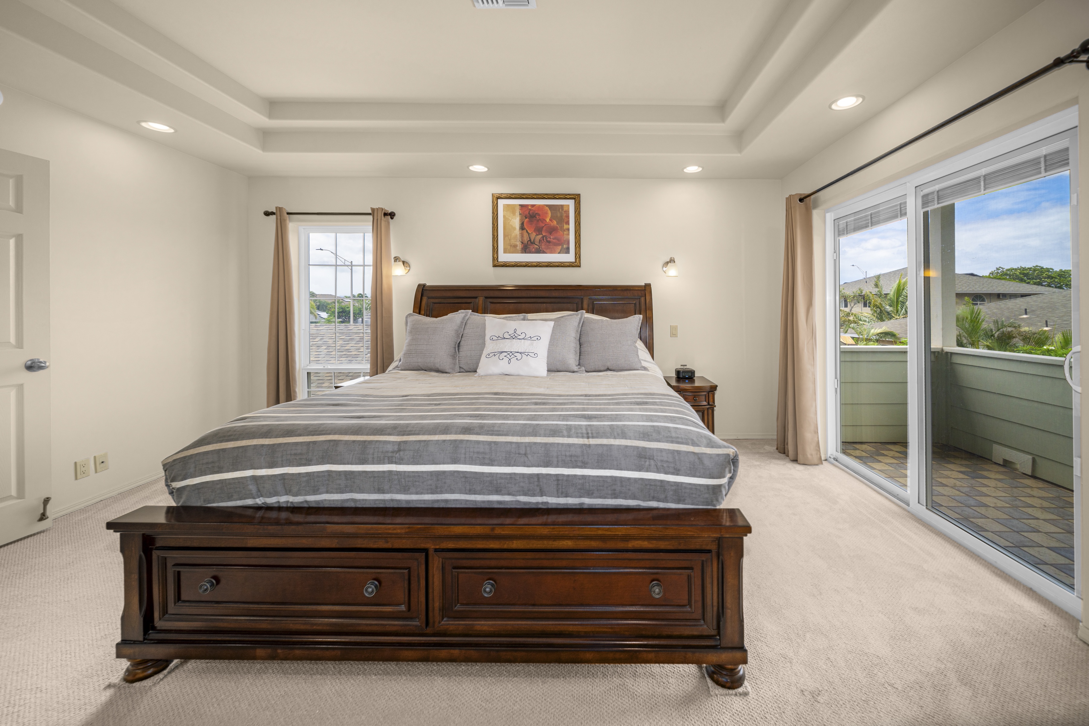  Pride of ownership explains this 4 bedroom 2.5 bath home & backyard - 物件實景