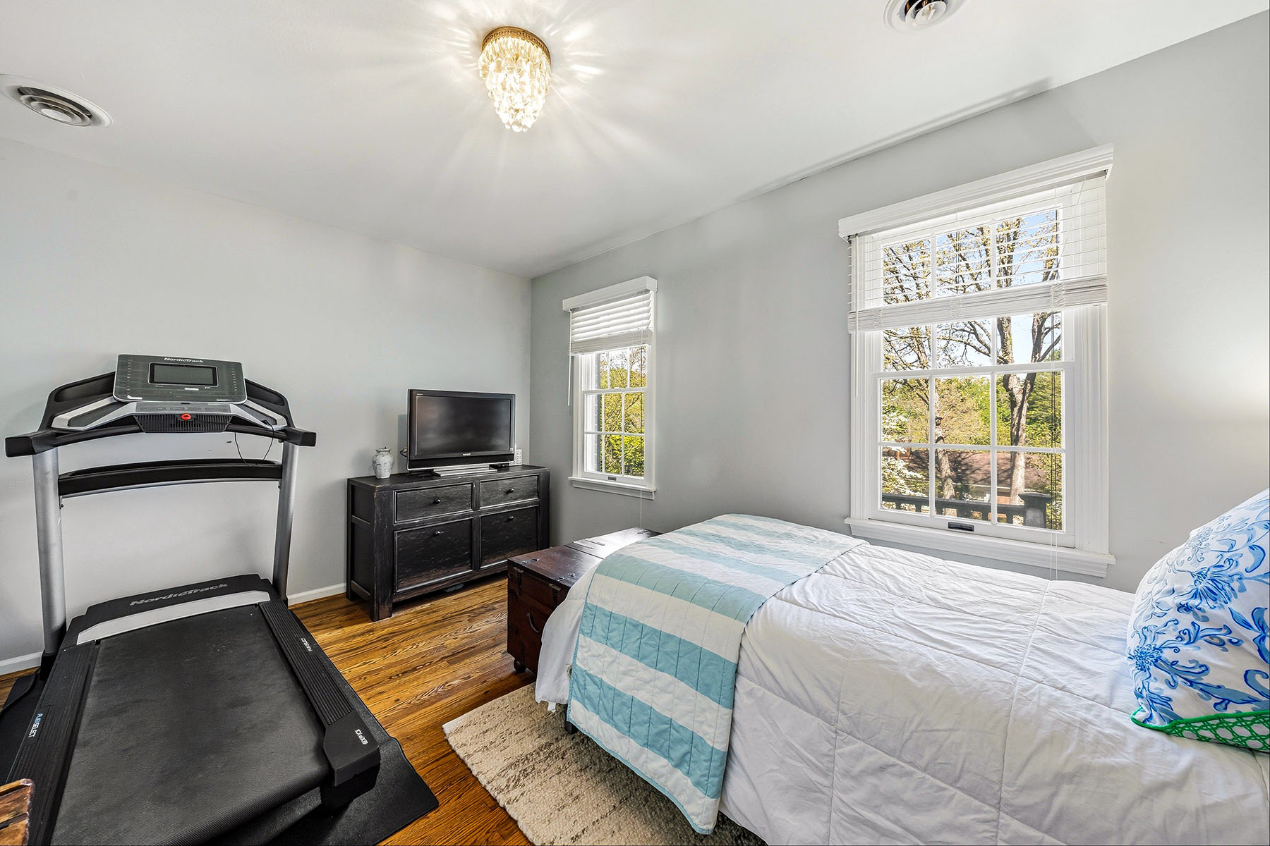  HENDERSONVILLE - 物件實景