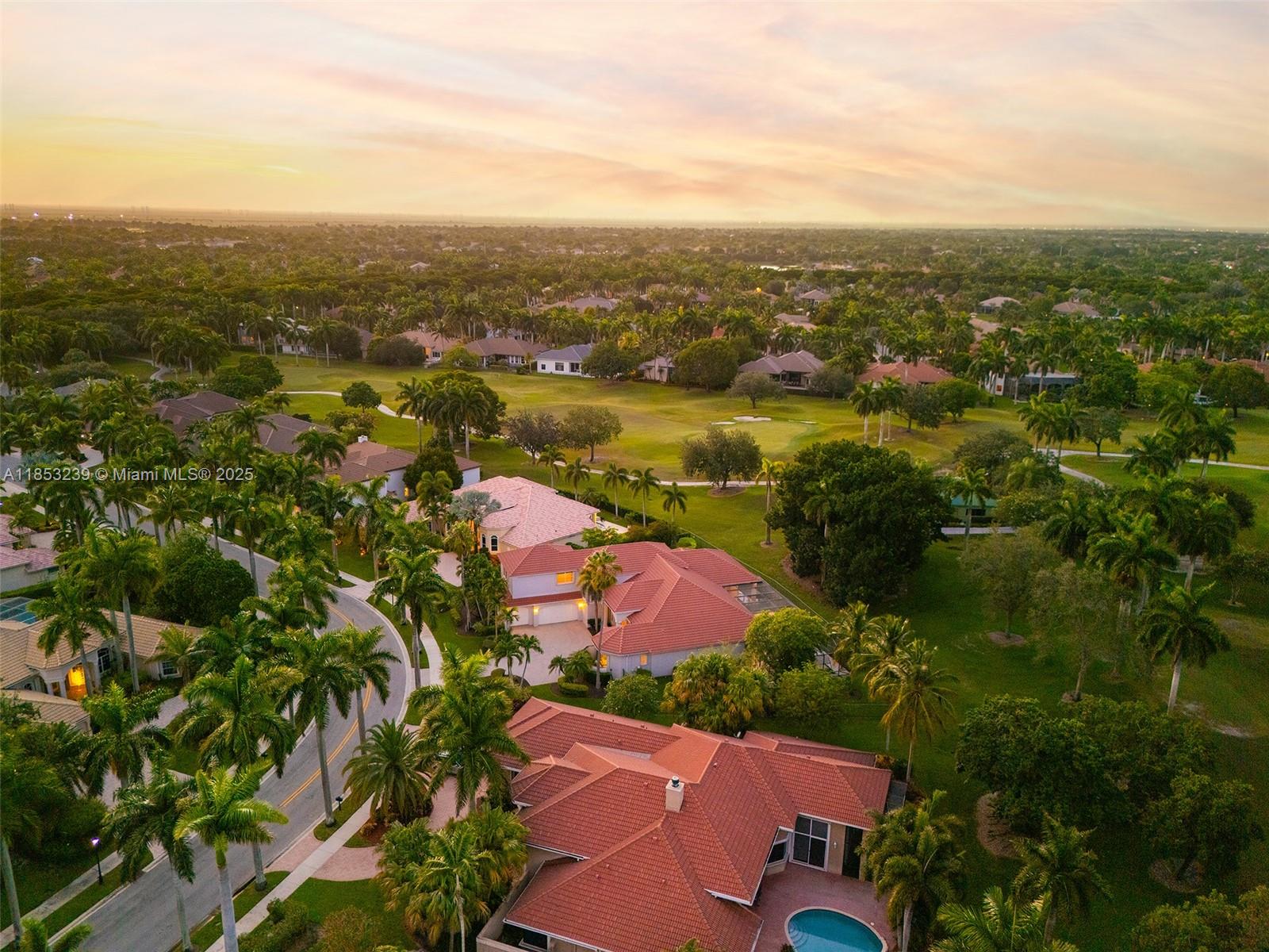 Weston, Florida, 33327, United States, 5 Bedrooms Bedrooms, ,6 BathroomsBathrooms,Residential,For Sale,1919791