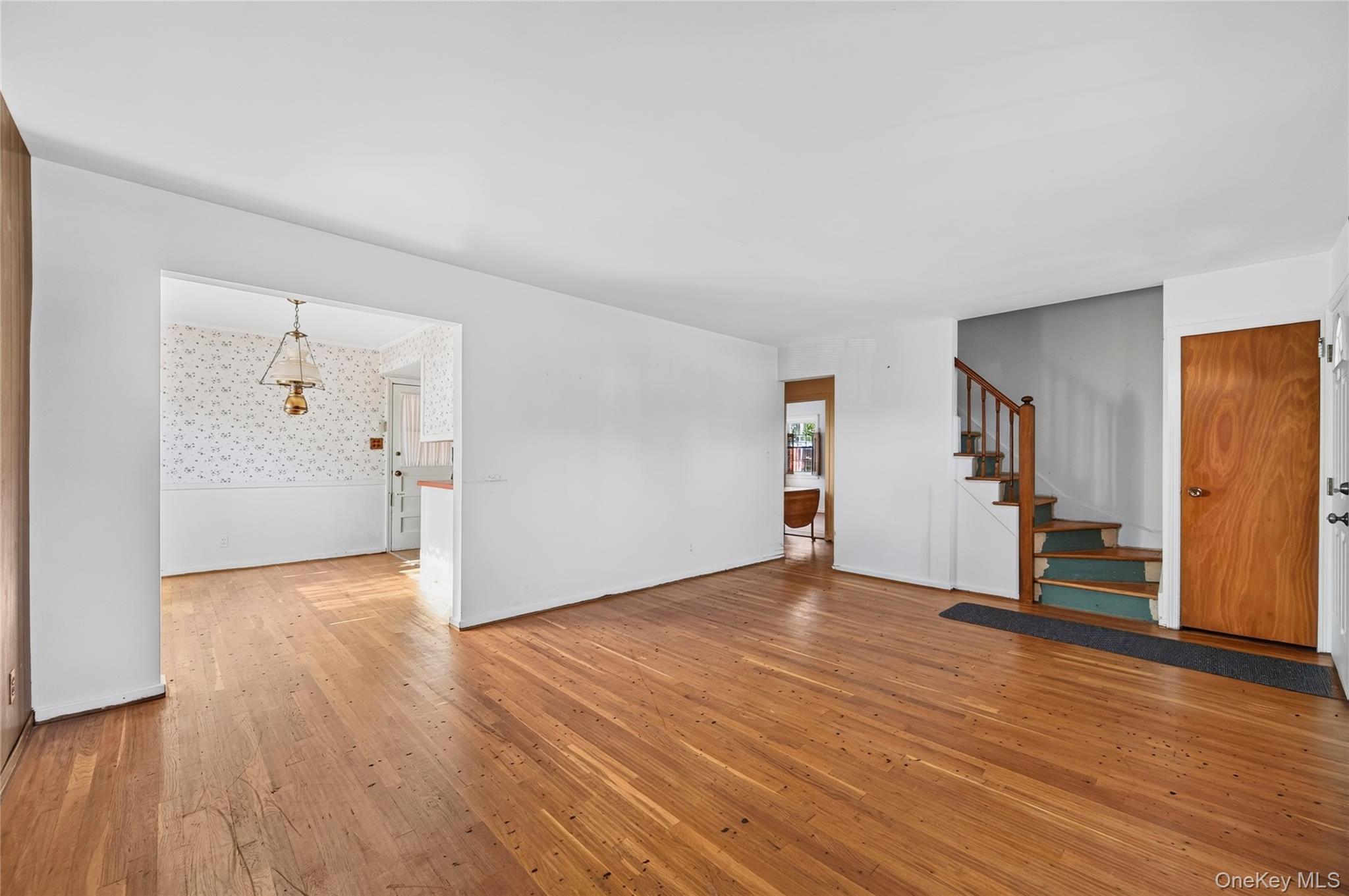  35 Ross Lane, East Norwich, NY, 11732 - 物件實景