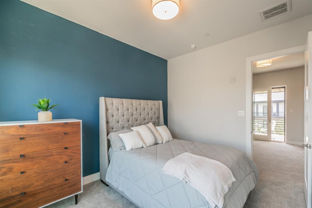 Dallas, Texas, 75204, United States, 3 Bedrooms Bedrooms, ,4 BathroomsBathrooms,Residential,For Sale,1848953