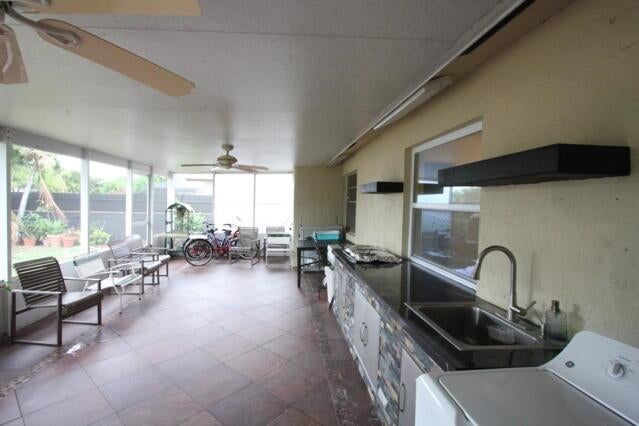 Lake Worth, Florida, 33463, United States, 4 Bedrooms Bedrooms, ,2 BathroomsBathrooms,Residential,For Sale,1928734